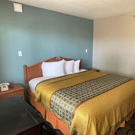 Super 7 Inn Memphis Extérieur photo