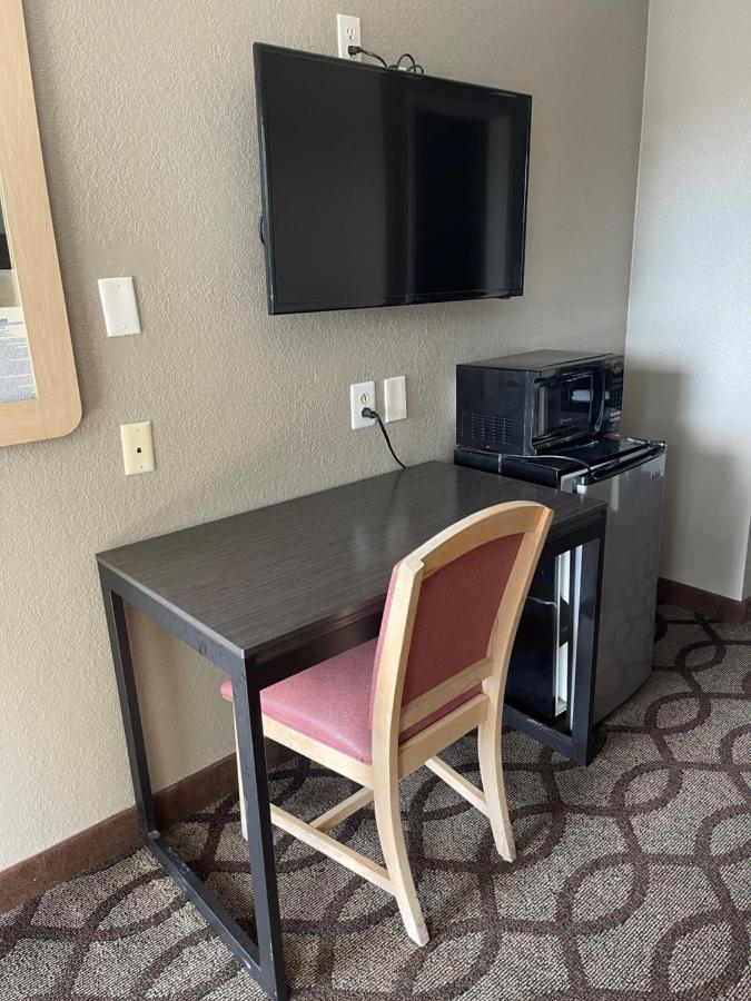 Super 7 Inn Memphis Extérieur photo