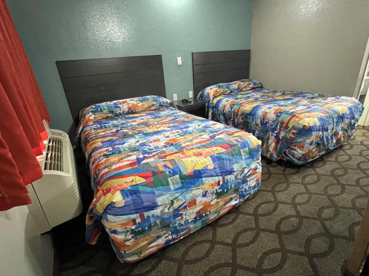 Super 7 Inn Memphis Extérieur photo