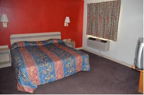 Super 7 Inn Memphis Extérieur photo