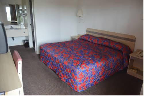 Super 7 Inn Memphis Extérieur photo